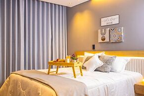 Tranquil Stadio Suite Rosa Negra