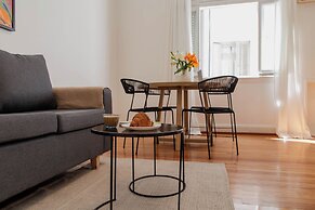 Alvear Bioy Residence by Argenhost