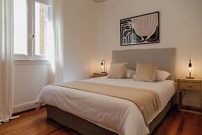 Alvear Bioy Residence by Argenhost