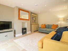 9 Rectory Lane