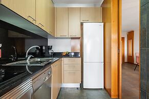 Urban Stay 1A by Homie