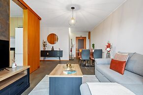 Urban Stay 1A by Homie