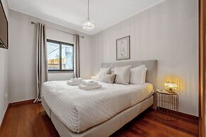 Urban Stay 1A by Homie