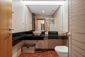 Urban Stay 1B by Homie