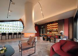 YUJIE HOTEL
