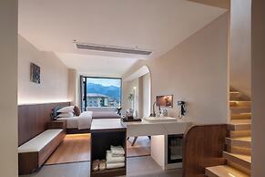 YUJIE HOTEL