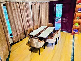 Bailey's Castle Villa