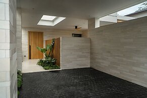 Layana Residence