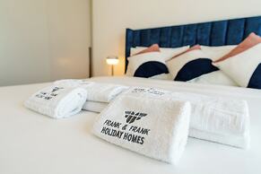 Burj Khalifa & Fountain View | Living & Bedroom