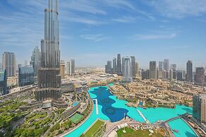 Burj Khalifa & Fountain View | Living & Bedroom