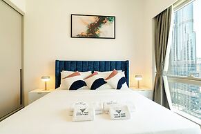 Burj Khalifa & Fountain View | Living & Bedroom