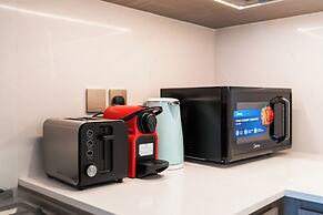 Burj Khalifa & Fountain View | Living & Bedroom