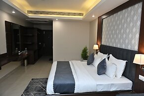 Hotel Alaknanda
