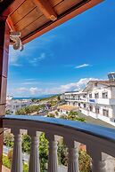 La Luna Resort