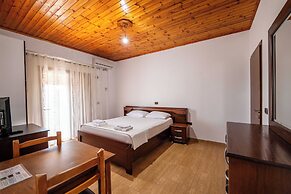 La Luna Resort