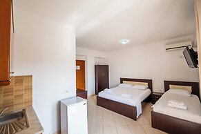 La Luna Resort