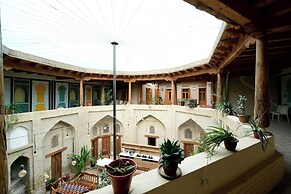 AIST HOTEL
