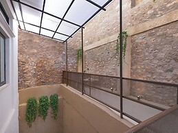 The Acropolis Pathway
