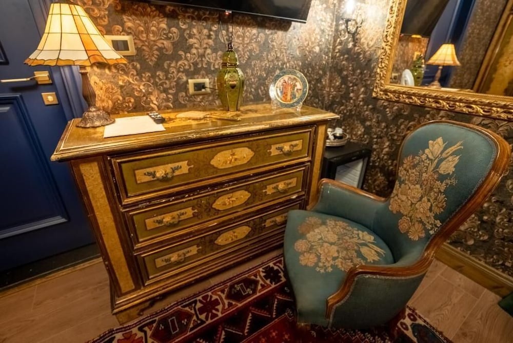 Castle Boutique Hotel