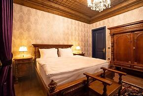 Castle Boutique Hotel