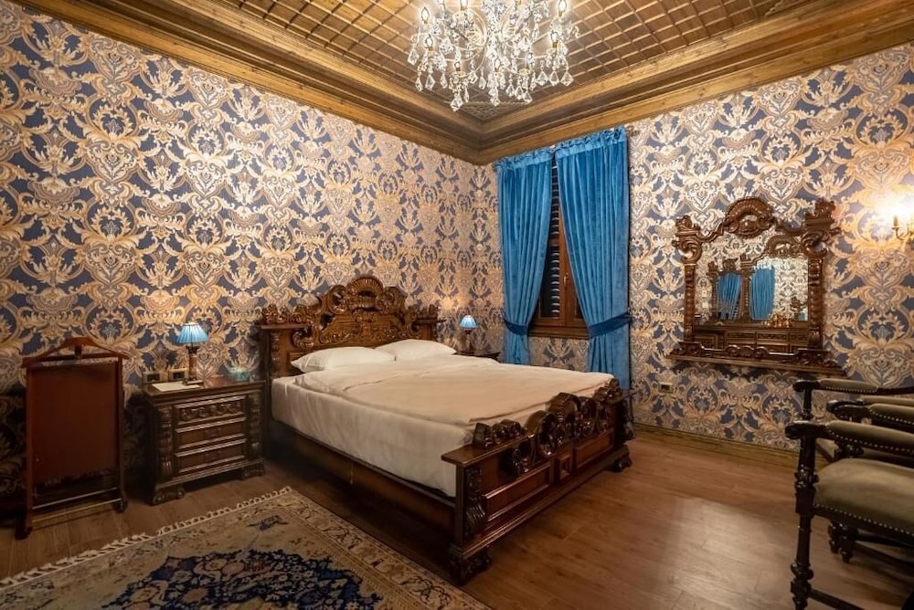 Castle Boutique Hotel