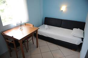 Elena Hotel Apartments