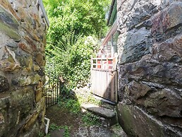 Llys Emrys