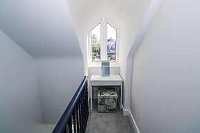 Waterview House