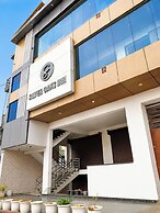 Hotel Silver Oaks Inn Mathura
