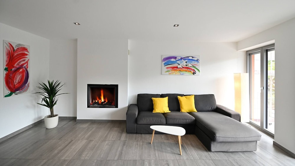 Lake View Suite 86 in Melide