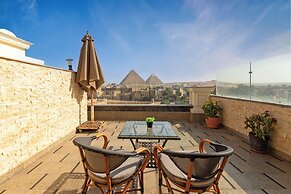 pyramids Yard Hotel
