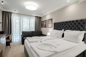 K&G City Hotel