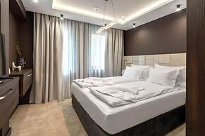 K&G City Hotel