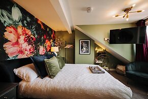 Unique Shrewsbury Rooms