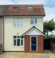 Heathrow Lodge B&B