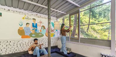 Zostel Homes Tirthan - Gushaini