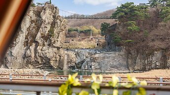 Chungju Palbong Glamping