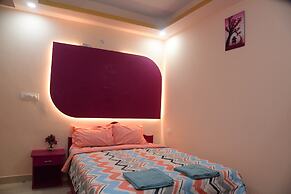 Laxmi Empire Guest House