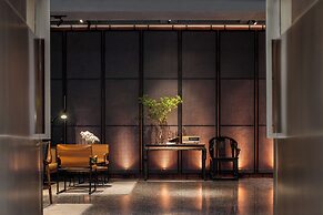 Yat hotel