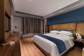 Yat hotel