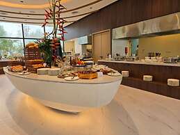 Laya Suites & Residences