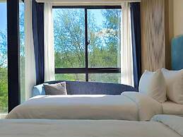 Laya Suites & Residences