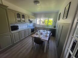 Foxes Rest - 4 Bedroom House