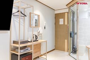 MARU HOTEL
