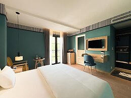 A25 Premium Hotel - 130 Ba Trieu