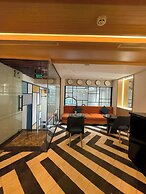 A25 Premium Hotel - 130 Ba Trieu