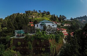 Amã Stays & Trails Terrance Hall , Mussoorie
