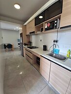 Lux suites 108 Riverside Apartments