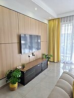Lux suites 108 Riverside Apartments