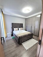 Lux suites 108 Riverside Apartments